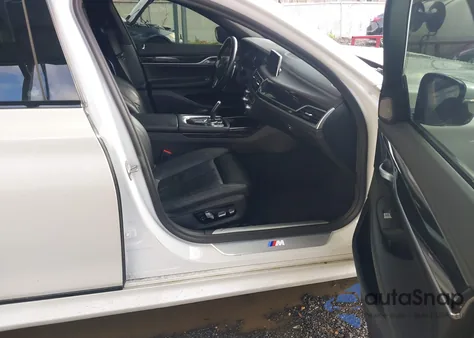 2019 BMW 740I xDrive из США, поврежденный, VIN WBA7E4C58KGV28715